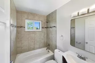 11825 Cedarcreek Dr, Springfield Township, OH 45240 - Photo 14