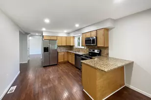 11825 Cedarcreek Dr, Springfield Township, OH 45240 - Photo 12