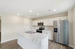 4980 Lakeview Dr, Hamilton Township, OH 45152 - Photo 8