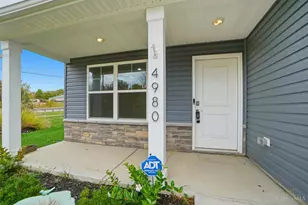 4980 Lakeview Dr, Hamilton Township, OH 45152 - Photo 2