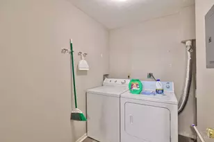 710 Carrington Pl, Loveland, OH 45140 - Photo 18