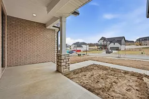 395 David Lee Ct, Monroe, OH 45050 - Photo 4