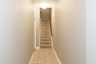 1238 Elsinore Ave, Cincinnati, OH 45202 - Photo 4