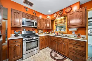 258 Logan View Dr, Chillicothe, OH 45601 - Photo 10