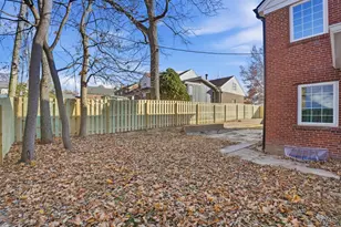 2728 Ridgewood Ave, Columbia Township, OH 45213 - Photo 28