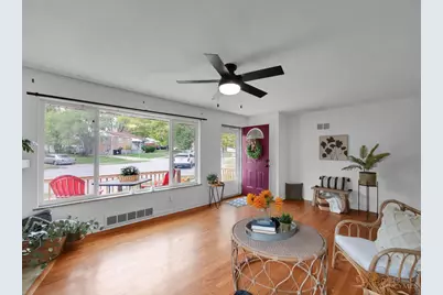 1054 Grayview Court, Cincinnati, OH 45224 - Photo 6