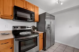 1054 Grayview Ct, Cincinnati, OH 45224 - Photo 10