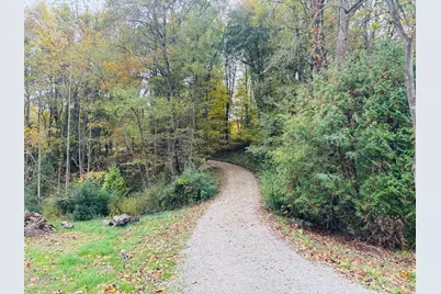 111 W Everton Road, Connersville, IN 47331 - Photo 4