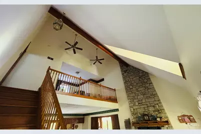 111 W Everton Road, Connersville, IN 47331 - Photo 14