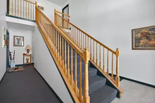 5440 Asbury Lake Dr, Green Township, OH 45247 - Photo 4