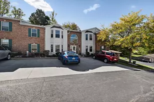 5440 Asbury Lake Dr, Green Township, OH 45247 - Photo 2