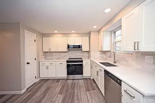 906 Woodlyn Dr N, Anderson Township, OH 45230 - Photo 16