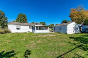 1237 Ellen Dr, Middletown, OH 45042 - Photo 6