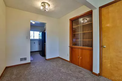 82 Brookwood Avenue #D16, Hamilton, OH 45013 - Photo 8