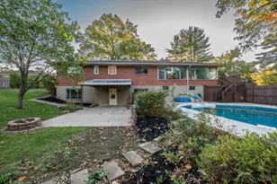 5900 Donjoy Dr, Blue Ash, OH 45242 - Photo 22