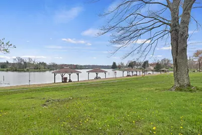 219 Schlitz Dr, Perry Township, OH 45118 - Photo 22