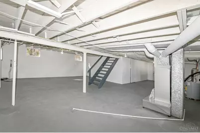 3298 Kleeman Road, Green Township, OH 45211 - Photo 32