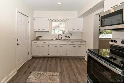 3298 Kleeman Road, Green Township, OH 45211 - Photo 12