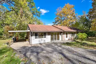 182 Mayview Forest Dr, Woodlawn, OH 45215 - Photo 2