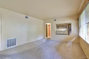 182 Mayview Forest Dr, Woodlawn, OH 45215 - Photo 6