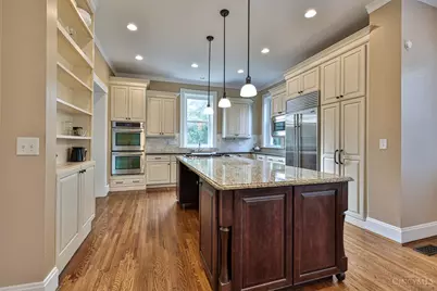 269 Compton Road, Wyoming, OH 45215 - Photo 14