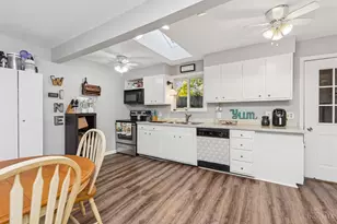 226 E Pleasant St, Hillsboro, OH 45133 - Photo 10