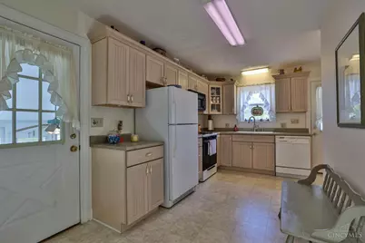 409 N Broadway Street, Blanchester, OH 45107 - Photo 12