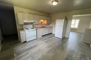 10908 Tangleberry Ct, Springfield Township, OH 45240 - Photo 8