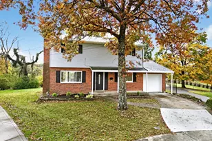 2730 Bristol Hill Ct, Cincinnati, OH 45239 - Photo 2