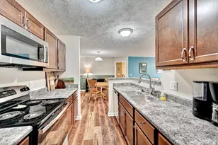 220 Carrington Pl, Loveland, OH 45140 - Photo 10