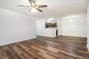 220 Carrington Pl, Loveland, OH 45140 - Photo 6