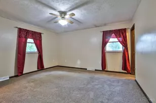 8309 Cox Rd, West Chester, OH 45069 - Photo 18