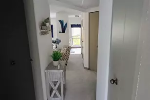 2121 Sutton Ave, Cincinnati, OH 45230 - Photo 8