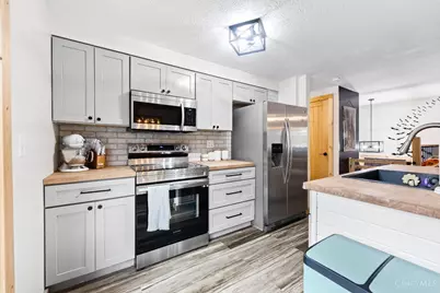 2626 Hunt Road, Reading, OH 45236 - Photo 8