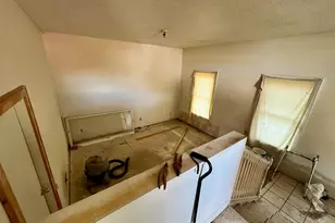 2033 St Clair St, Saint Clair Township, OH 45011 - Photo 8