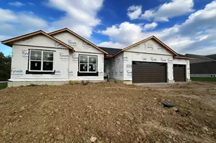 3586 Longhorn Dr, Ross Township, OH 45013 - Photo 2