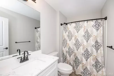 1319 Peregrine Way, Hamilton, OH 45013 - Photo 32