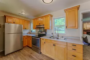 4174 Mapleview Dr, Beavercreek, OH 45432 - Photo 10