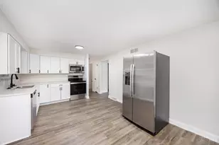 6893 Newbridge Dr, Colerain Township, OH 45239 - Photo 18