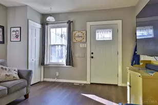 1326 Beacon St, Anderson Township, OH 45230 - Photo 8