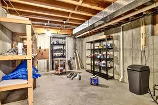 8244 Springleaf Lake Dr, Colerain Township, OH 45247 - Photo 38