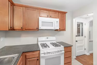 6045 Elbrook Avenue, Golf Manor, OH 45237 - Photo 10