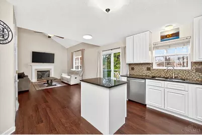 7712 Turtle Hollow, Hamilton Township, OH 45039 - Photo 8