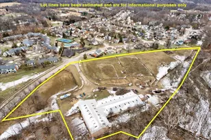 2675 Carriagegate Ln, Deerfield Township, OH 45039 - Photo 2