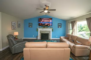 1331 Peregrine Way, Hamilton, OH 45013 - Photo 12