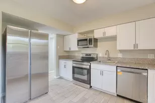 833 W Galbraith Rd, Springfield Township, OH 45231 - Photo 6