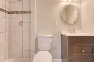 833 W Galbraith Rd, Springfield Township, OH 45231 - Photo 10