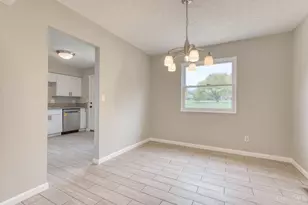 833 W Galbraith Rd, Springfield Township, OH 45231 - Photo 4