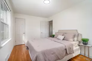 10410 Maria Ave, Springfield Township, OH 45231 - Photo 12