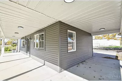 1950 W Taylor School Road, Milford Township, OH 45013 - Photo 4